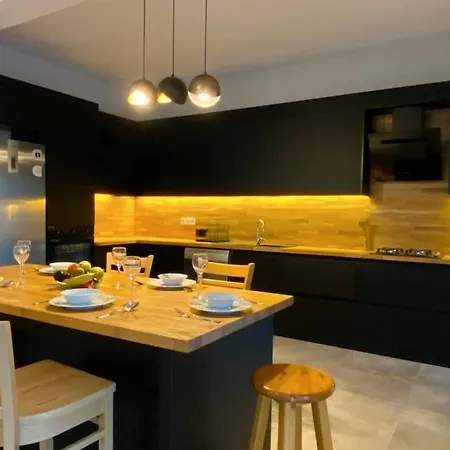 4 Bedroomwith Private Pool Nature Interwined Вилла
