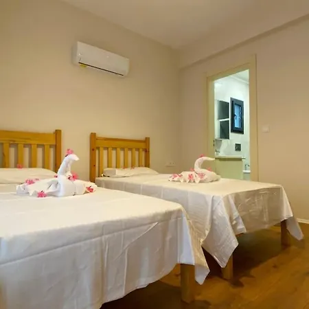 4 Bedroomwith Private Pool Nature Interwined Фетхие